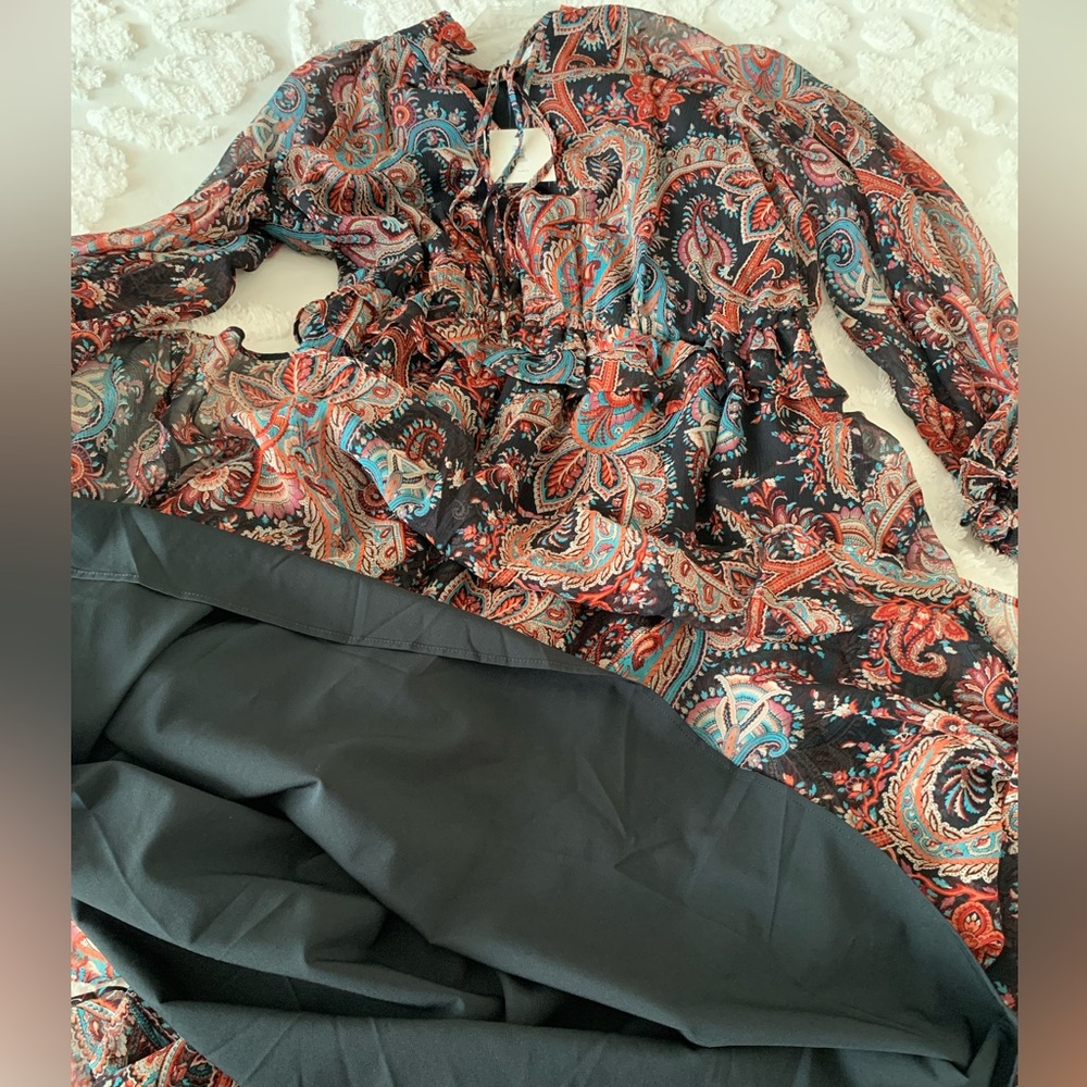 FINAL PRICE NWT Banana Republic SILK Maxi Dress Black/Green/Red/Cream Paisley L - Picture 15 of 16